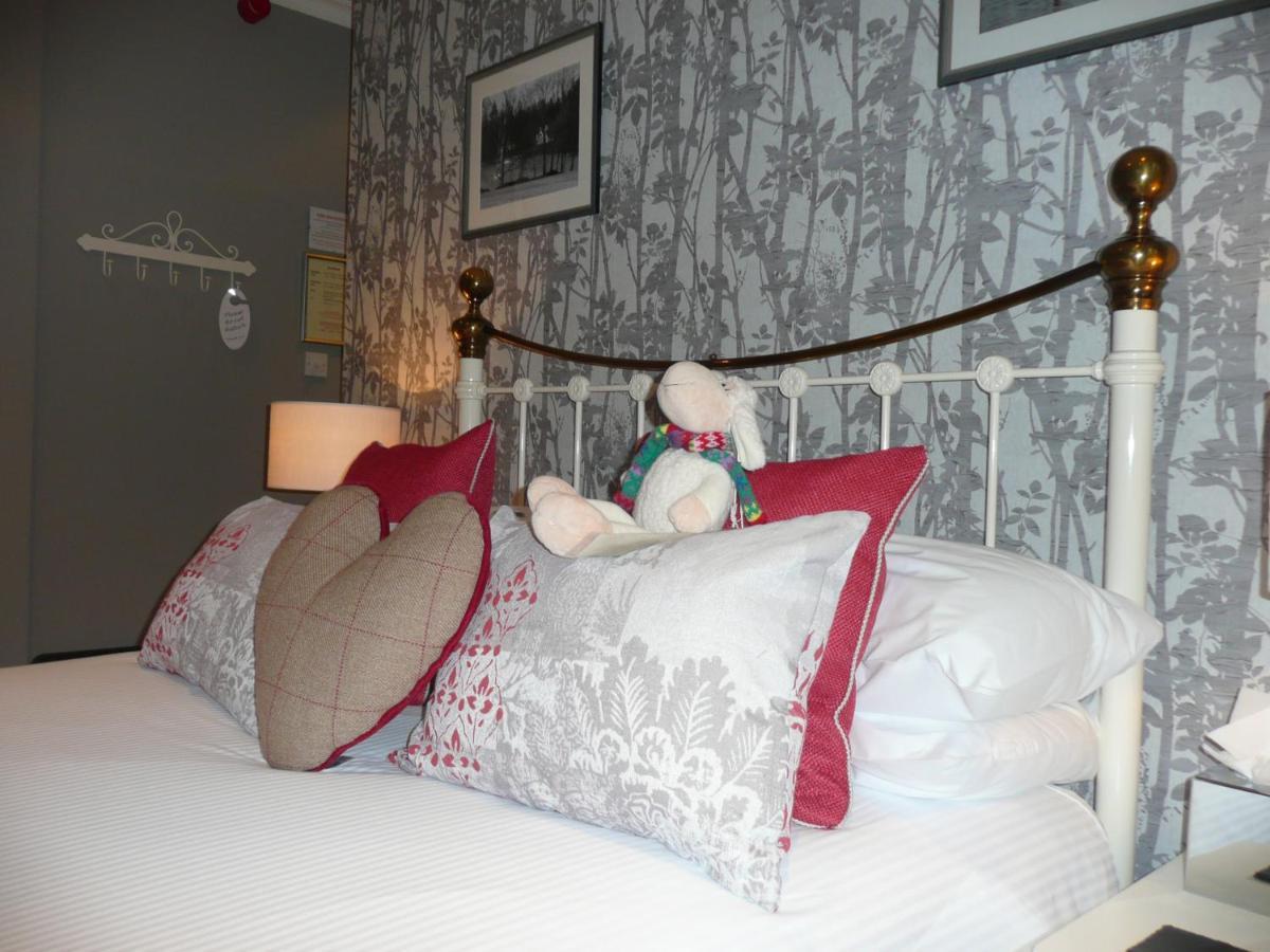 Glenville House - Adults Only - Incl Free Off-Site Health Club With Swimming Pool, Hot Tub, Sauna & Steam Room ボウネス＝オン＝ウィンダミア エクステリア 写真