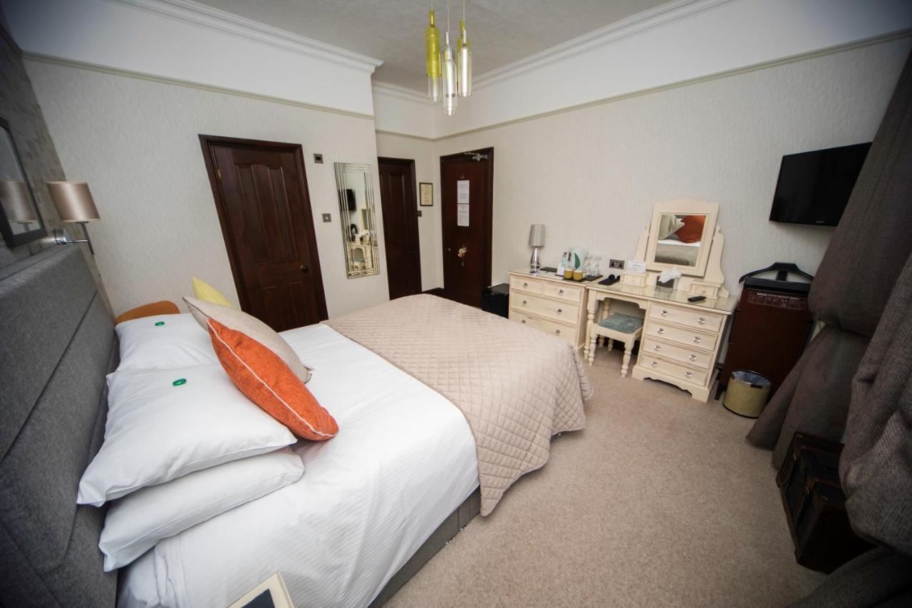 Glenville House - Adults Only - Incl Free Off-Site Health Club With Swimming Pool, Hot Tub, Sauna & Steam Room ボウネス＝オン＝ウィンダミア エクステリア 写真