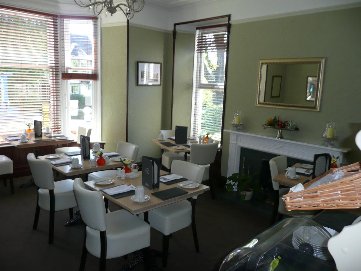 Glenville House - Adults Only - Incl Free Off-Site Health Club With Swimming Pool, Hot Tub, Sauna & Steam Room ボウネス＝オン＝ウィンダミア エクステリア 写真